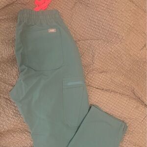 Figs Yola Scrub Pants